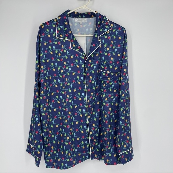 Pajama Top Christmas String Lights. - Picture 1 of 6